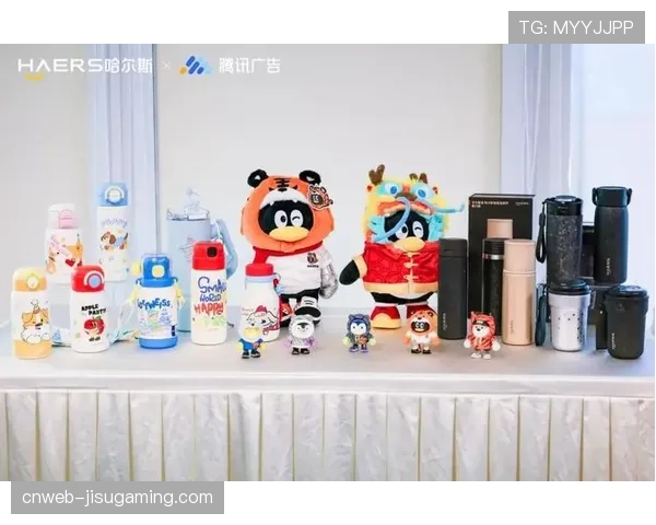 体育品牌加速联名影视IP,通过内容叙事拓展用户情感连接。